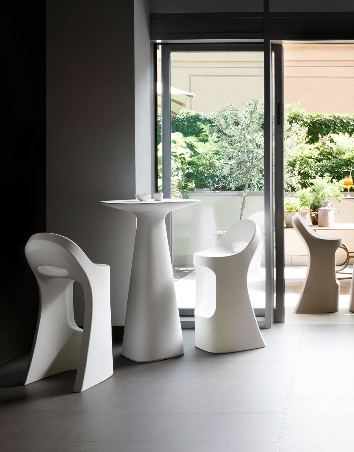 #slide #design #sodesign #solutiondesign #solutiondesignfr #france #slidedesign #mobilier #fauteuil #deco #showroom #interieur #chaisedesign #designer #chaisedebureau #chaiselongue #fauteuildebureau #transat #tabouret #tabouretdebar #bar #canapé #sofa