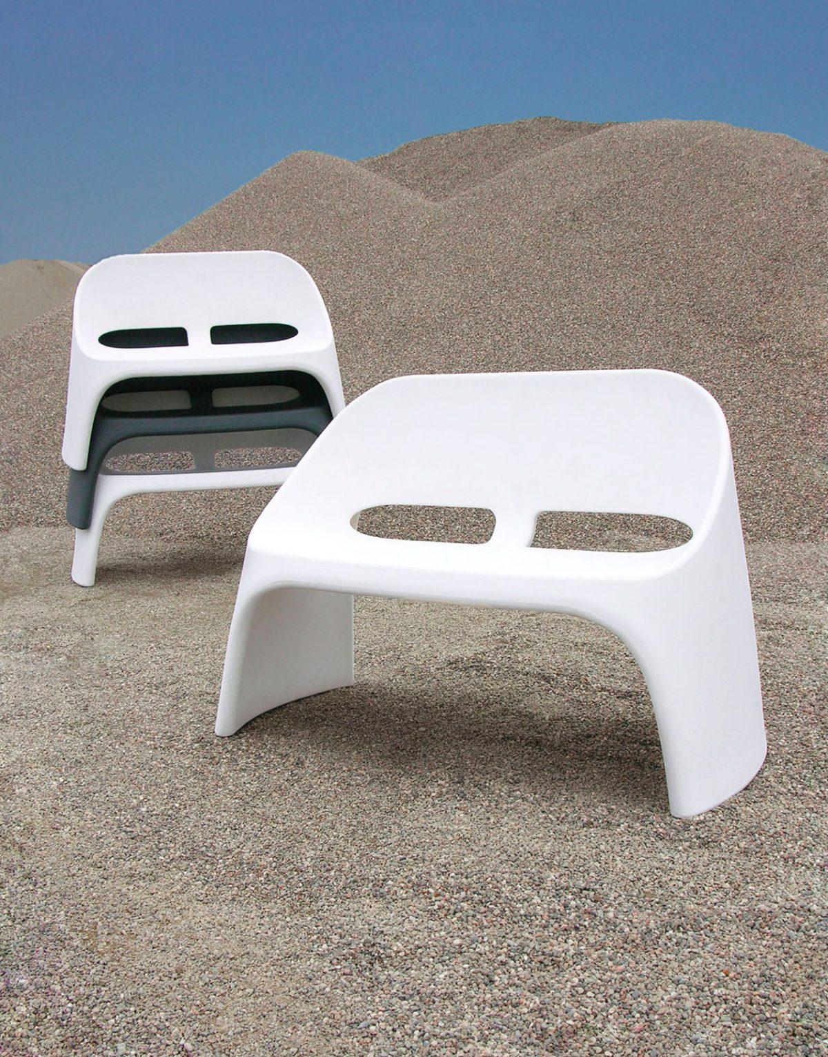 #slide #design #sodesign #solutiondesign #solutiondesignfr #france #slidedesign #mobilier #fauteuil #deco #showroom #interieur #chaisedesign #designer #chaisedebureau #chaiselongue #fauteuildebureau #transat #tabouret #tabouretdebar #bar #canapé #sofa
