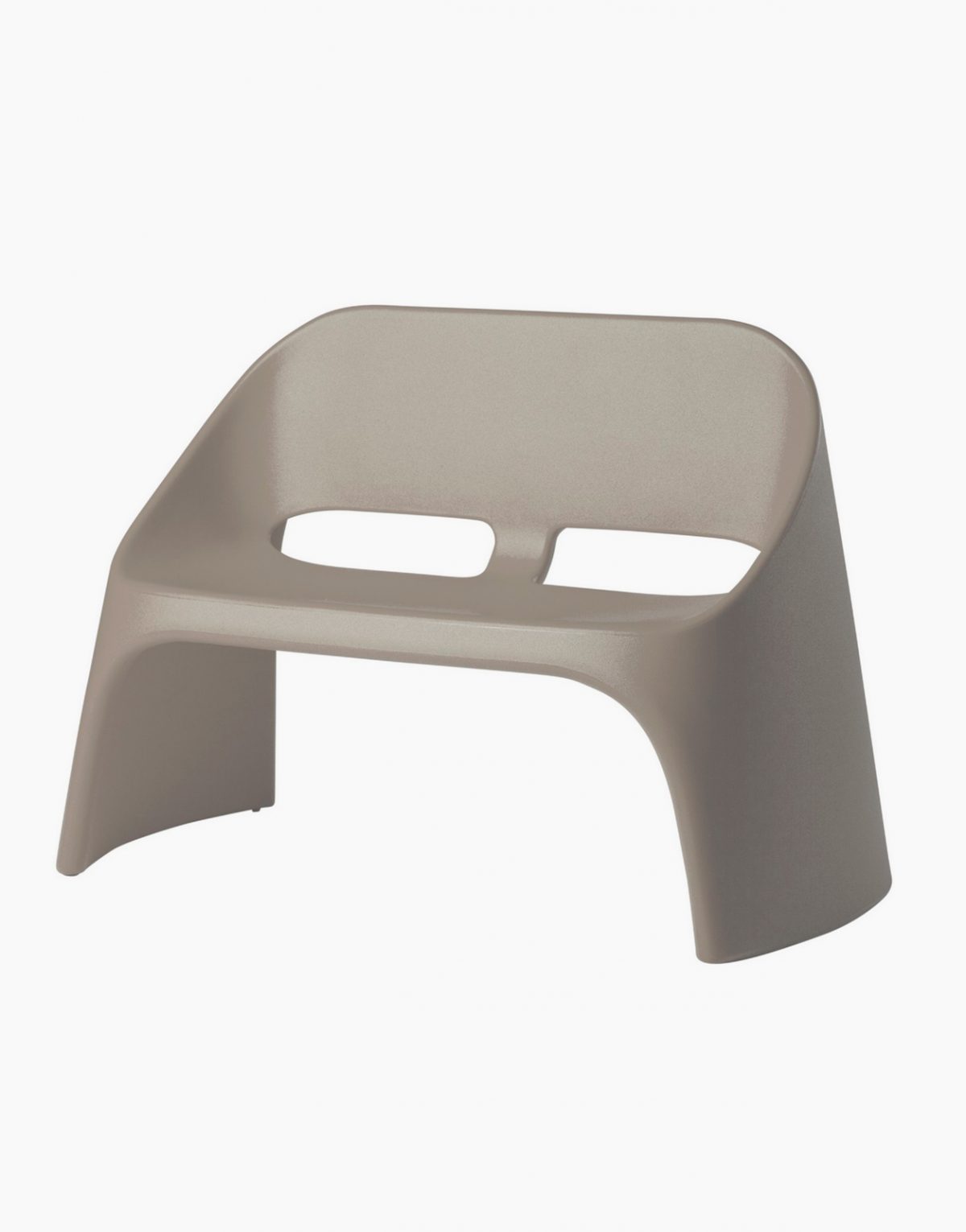 #slide #design #sodesign #solutiondesign #solutiondesignfr #france #slidedesign #mobilier #fauteuil #deco #showroom #interieur #chaisedesign #designer #chaisedebureau #chaiselongue #fauteuildebureau #transat #tabouret #tabouretdebar #bar #canapé #sofa