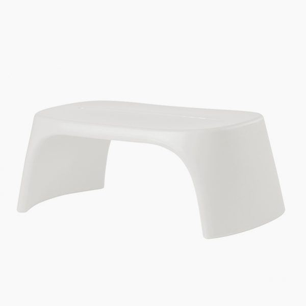 Découvrez notre sélection de canapé design, chaise design, banc design, pouf de qualité de la grande marque Slide design pour Professionnel et tout public