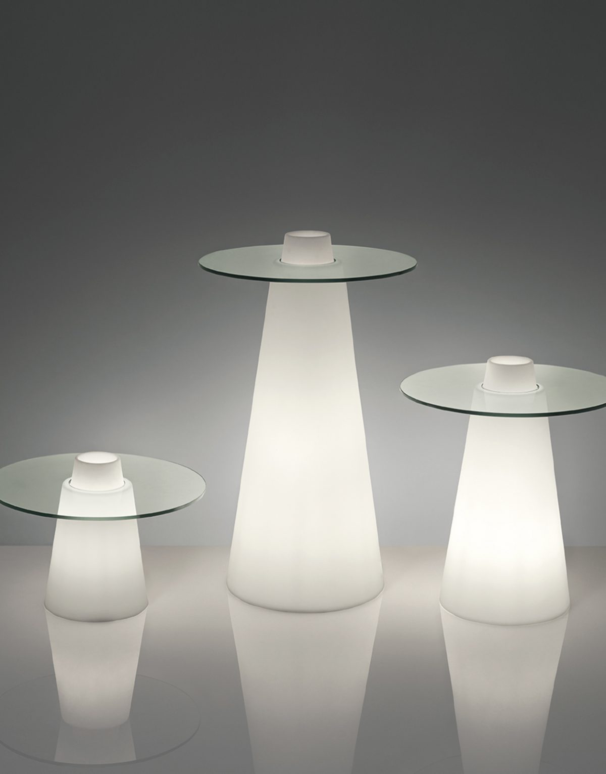 #slide #design #sodesign #solutiondesign #solutiondesignfr #france #slidedesign #mobilier #lumineux #table #mangedebout #tablebasse #event #interieur #tabledesign