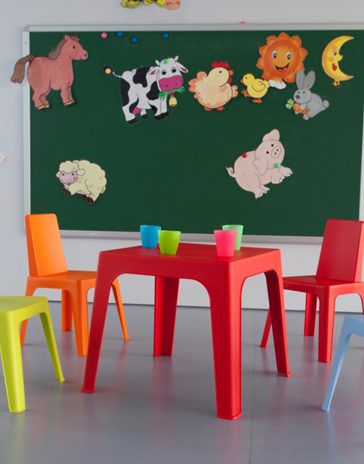 solution, design, soldesign, solution-design.fr, solution_design_fr, mobilier, luminaire, déco, décoration, entrepôt, magasin, autour, de, moi, achat, vente, showroom, qualité, pro, professionnelle, canapé, meuble, meubles, chaise, intérieur, extérieur, france, toulouse