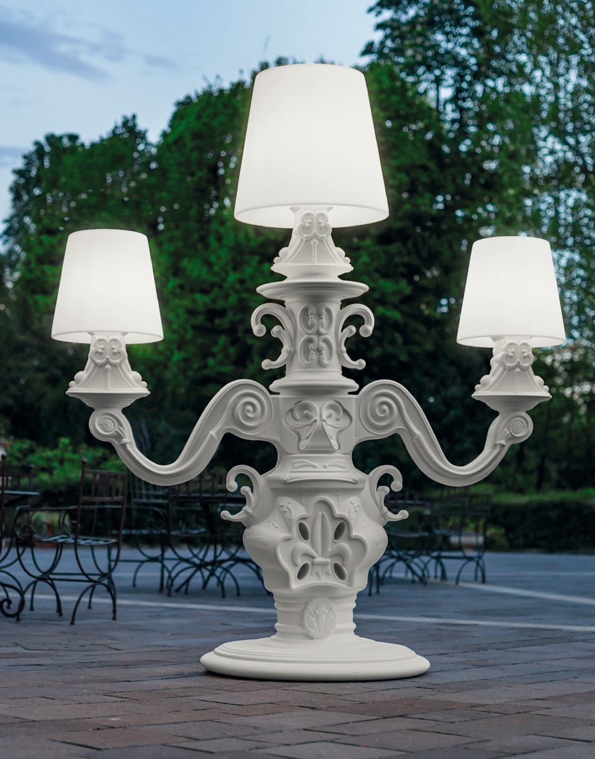 solution, design, soldesign, solution-design.fr, solution_design_fr, mobilier, luminaire, déco, décoration, entrepôt, magasin, autour, de, moi, achat, vente, showroom, qualité, pro, professionnelle, canapé, meuble, meubles, chaise, intérieur, extérieur, france, toulouse