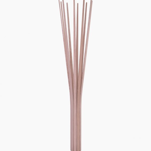 Lampadaire Corolle en bois naturel. Référence : LMP.B1398.FXN-K1M Disponible au showroom Solution Design proche de Toulouse au Fauga