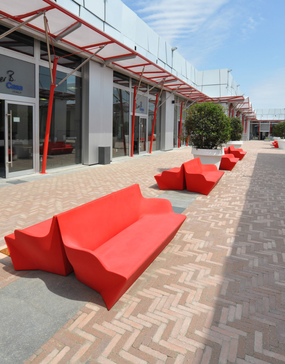 #follow #solutiondesign #solutiondesignfr #slidedesign #mobilier #mobilierdesign #france #venteenligne #mobilier #luminaire #deco #showroom #interieur #exterieur #jardin #amenagementterrasse #tabledesign #chaisedesign #designer #home #homesweethome #decoration #decointerieur #design #bedesign #sodesign