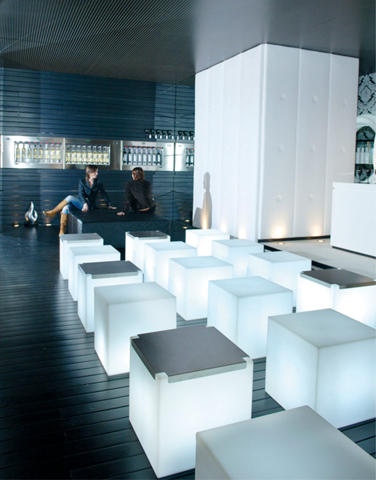 #follow #solutiondesign #solutiondesignfr #slidedesign #mobilier #mobilierdesign #france #venteenligne #mobilier #luminaire #deco #showroom #interieur #exterieur #jardin #amenagementterrasse #tabledesign #chaisedesign #designer #home #homesweethome #decoration #decointerieur #design #bedesign #sodesign