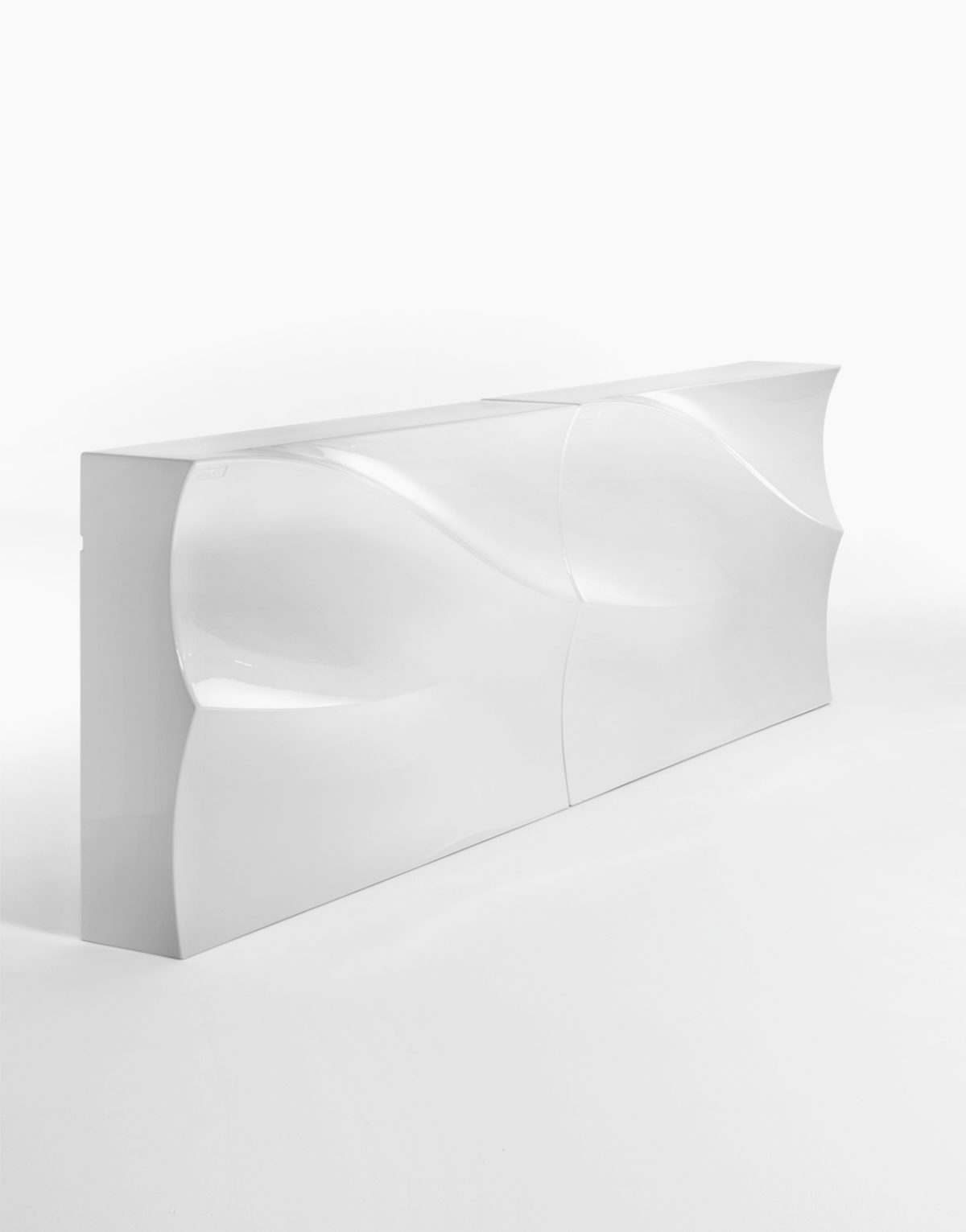 Baraonda le bar led RGBW idéal pour vos soirées évènementielles un comptoir bar révolutionnaire en poleasy nouveau type de polyethylène pour extérieur et intérieur - structure modulaire modulable pour créer un bar sur mesure