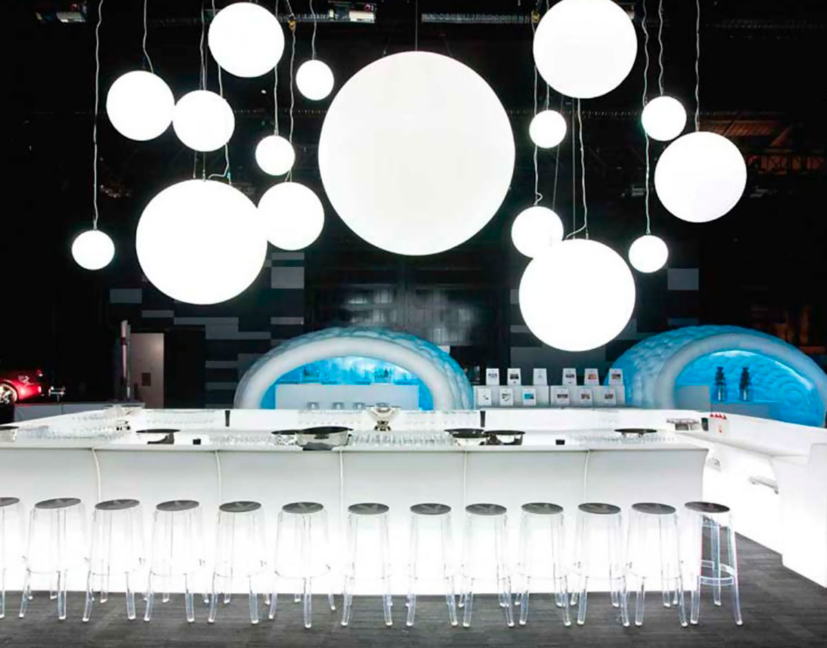 Suspension Globo hanging light boule sphère lumineuse design pour illuminer et décorer votre maison, terrasses, évènmentiels, restaurants, clubs et hôtels.