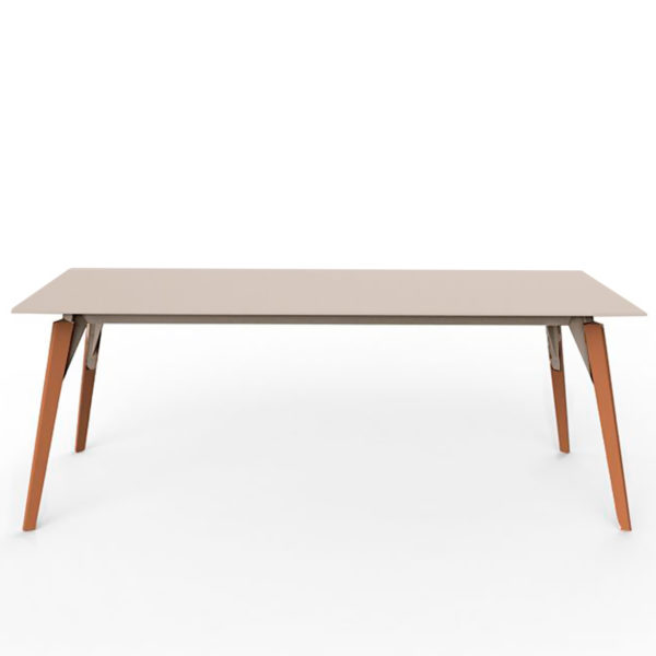 Faz wood grande table à manger rectangulaire pour 8 personnes plateau HPL pieds chêne naturel VONDOM 200x100x74 cm designer Ramon Esteve