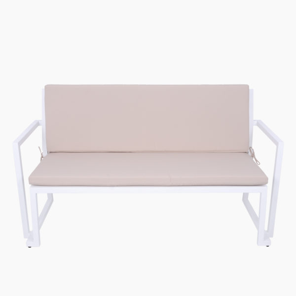 Canapé Milano de la marque Resol en vente chez Solution Design, mobilier intérieur et extérieur design de grande marque Espagnole