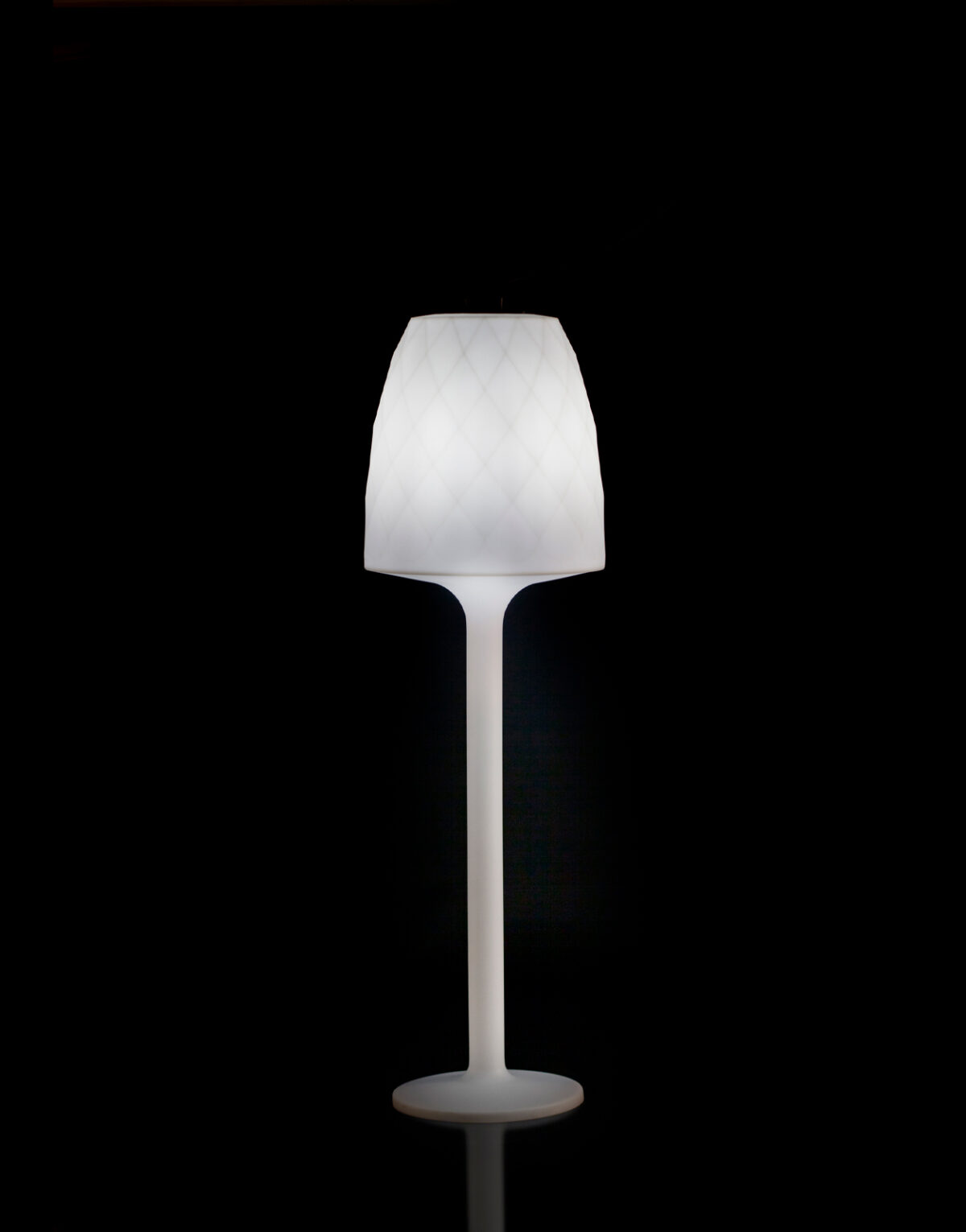 Lampe sur pied Vases ø 56 x 180 cm - LED blanche Marque Vondom intérieur extérieur Solution Design à Toulouse Lumière professionnel