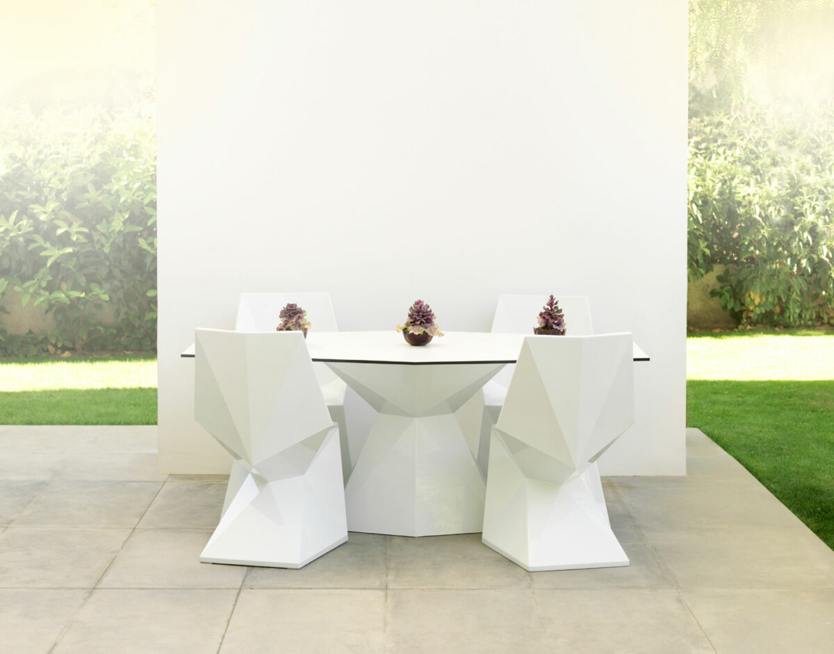 Acheter Grande Table de repas Vertex intérieur et extérieur Marque Vondom Solution design Toulouse Designé par Karim Rashid 51008