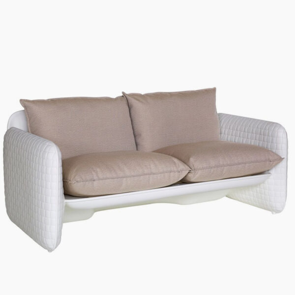 Acheter canapé cuir Mara à Toulouse Marque Slide Design Solution pour professionnel domaine hôtel airbnb retaurant piscine terrasse livraison en france