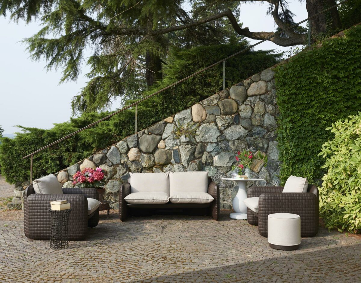 Acheter Fauteuil cuir Mara à Toulouse Marque Slide Design Solution pour professionnel domaine hôtel airbnb retaurant piscine terrasse livraison en france