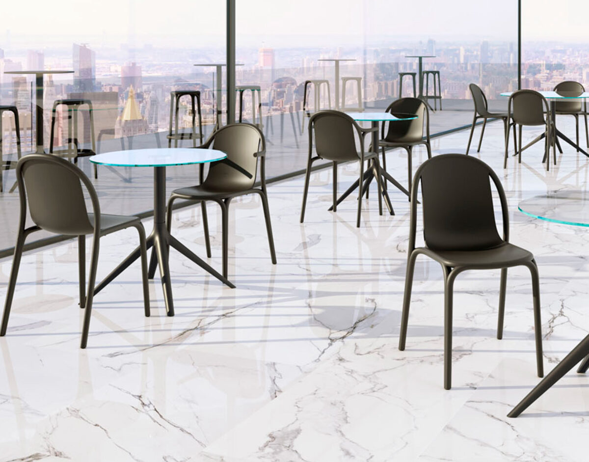 Acheter la chaise Brooklyn de Vondom à Toulouse Solution Design pour professionnel hôtellerie restaurant bar terrasse mobilier de jardin extérieur