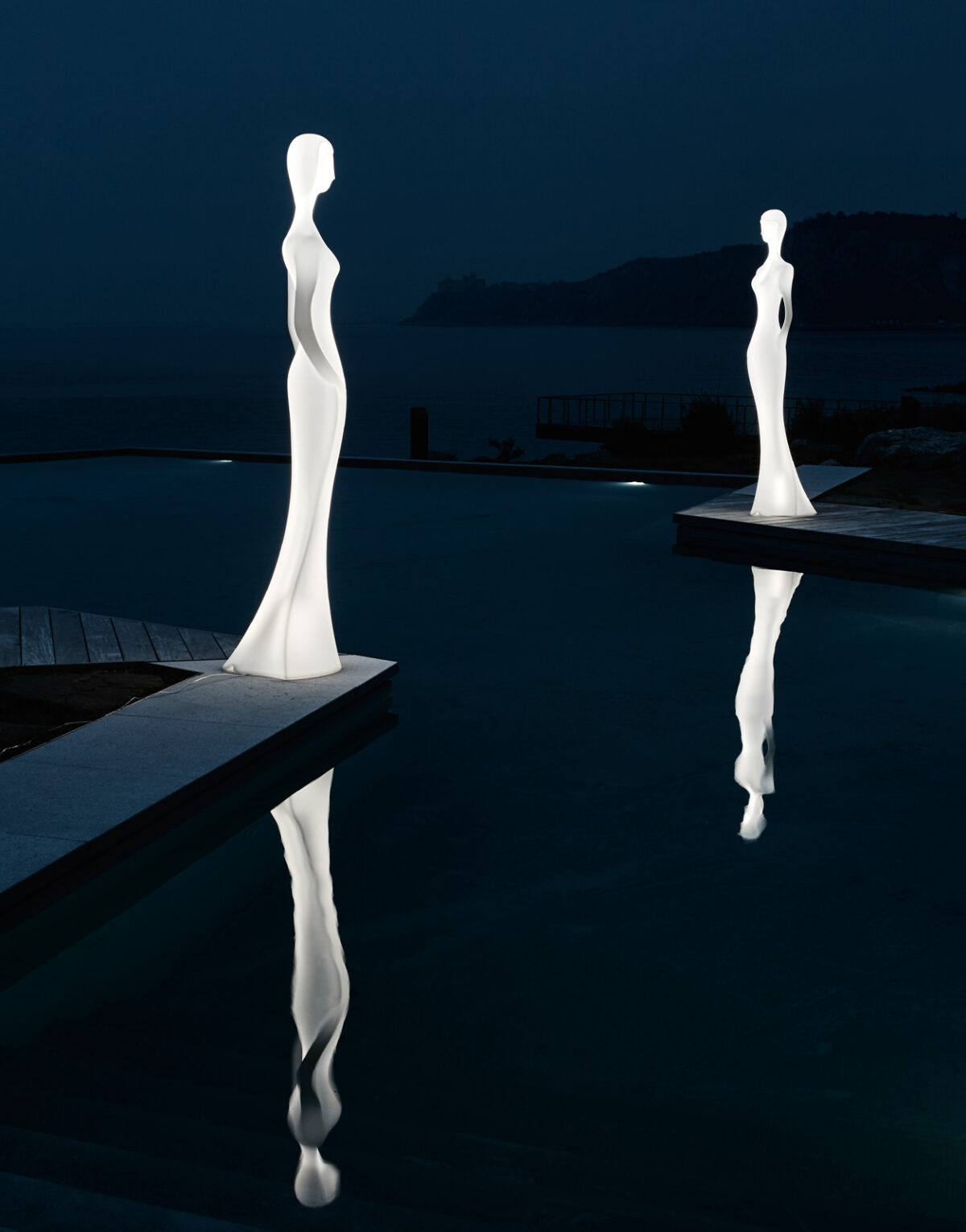 Acheter lampadaire Penelope Lampe de sol MyYour lumière blanche pour intérieur et extérieur jardin autour d'une piscine mobilier de marque Solution Design