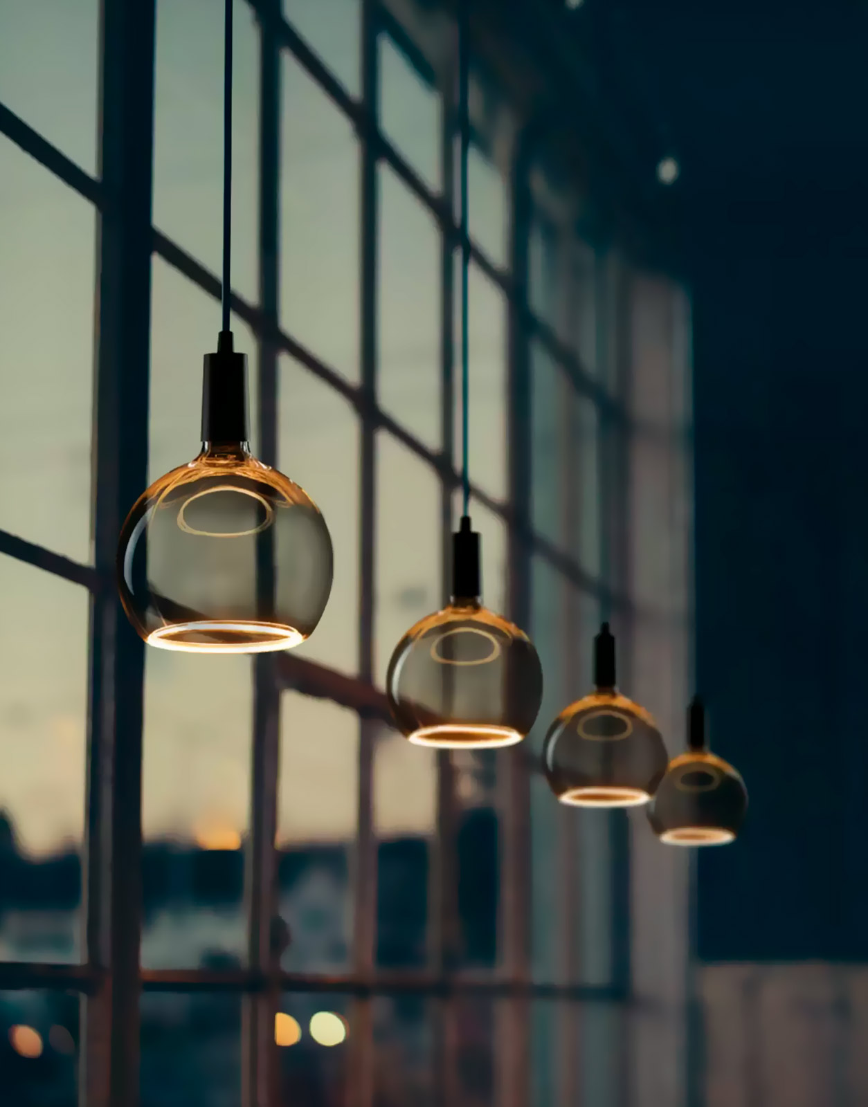 Acheter Ampoule Globe clear 125 mm Segula Floating LED à Toulouse pour vos suspensions dans la cuisine Solution Design pour vos luminaire intérieurs