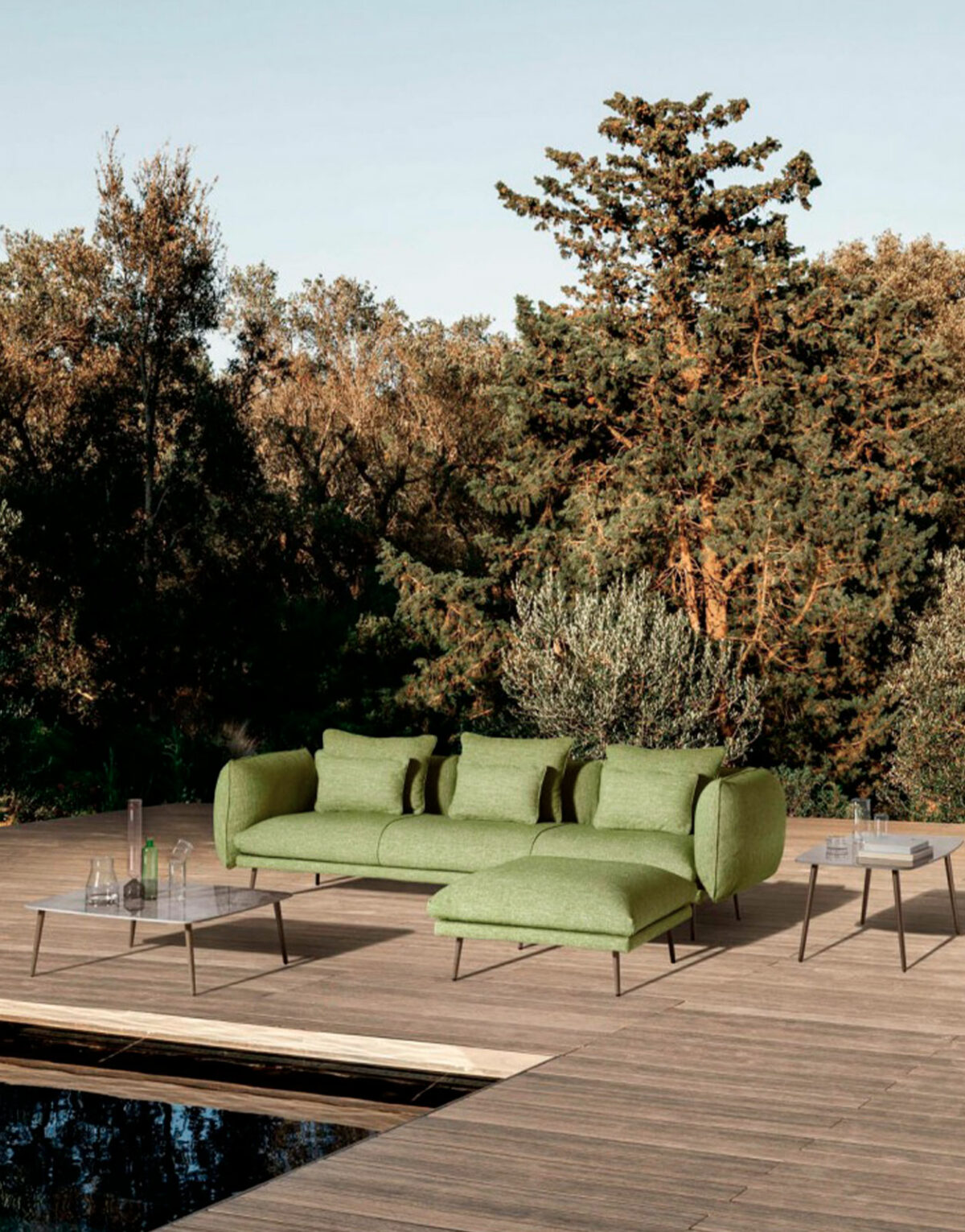 Canapé 2 places ou 3 places Piuma par Lanzavecchia Wai pour MyYour, confort et design minimaliste pour l'intérieur et l'extérieur. Particulier et professionnel